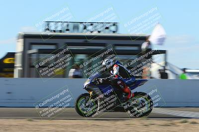 media/Oct-19-2024-CVMA (Sat) [[7df39c5a0d]]/Race 13-Amateur Supersport Open/